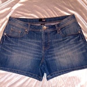 Ana Classic Denim Short size 12